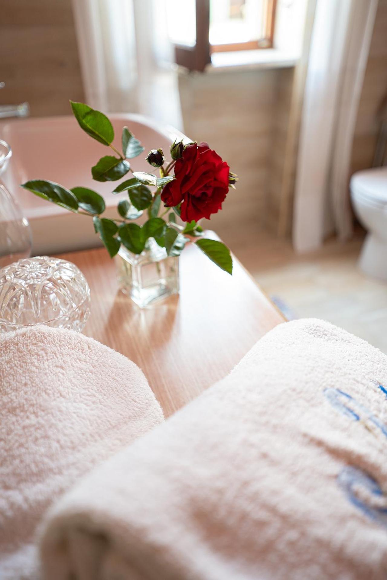 Bed and Breakfast Ca'Du Lin - Jacuzzi Cisterna d'Asti Екстер'єр фото
